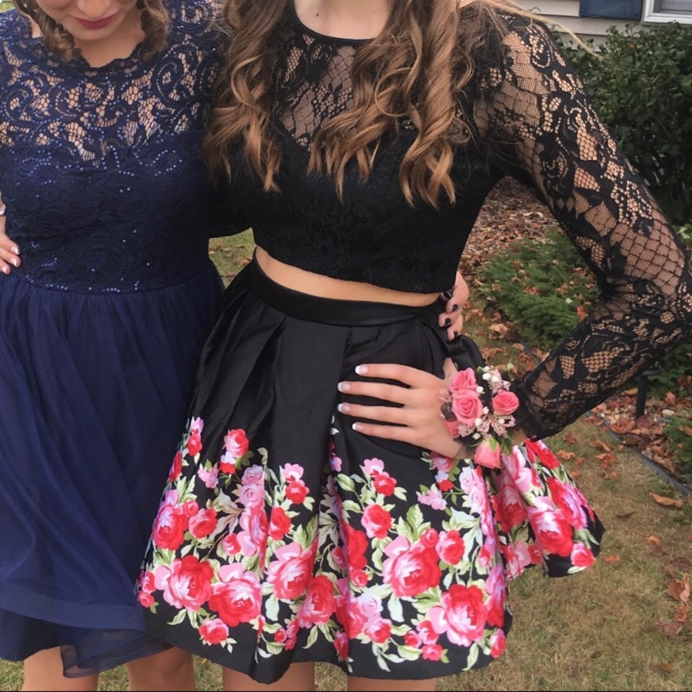gorgeous two piece floral homecoming dress! size 3